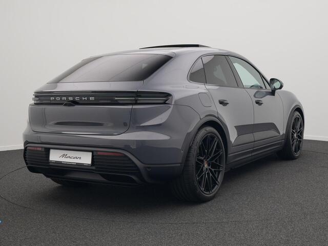 Porsche MACAN 4