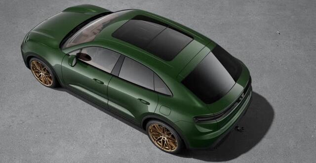 Porsche MACAN 4