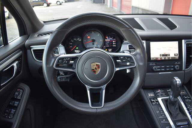 Porsche MACAN 3.0 D S Panorama, Elek. Trekhaak, Luchtvering, Camera, Memory, NAP