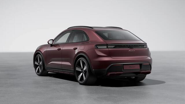 Porsche MACAN 4