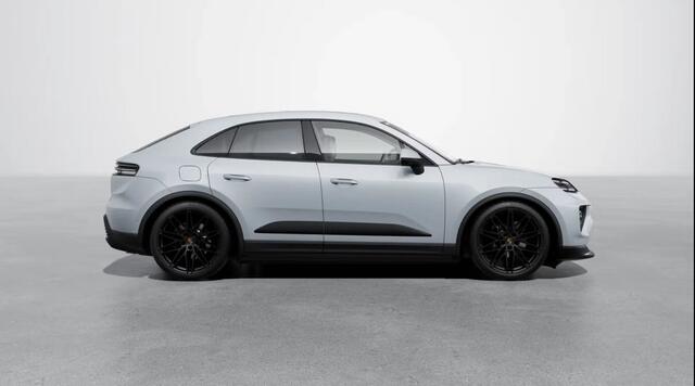 Porsche MACAN 4