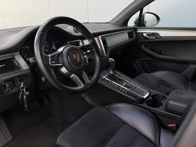 Porsche MACAN 3.0 GTS Automaat Navigatie/Camera/20inch.
