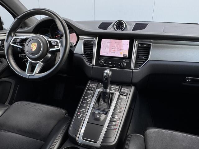 Porsche MACAN 3.0 GTS Automaat Navigatie/Camera/20inch.