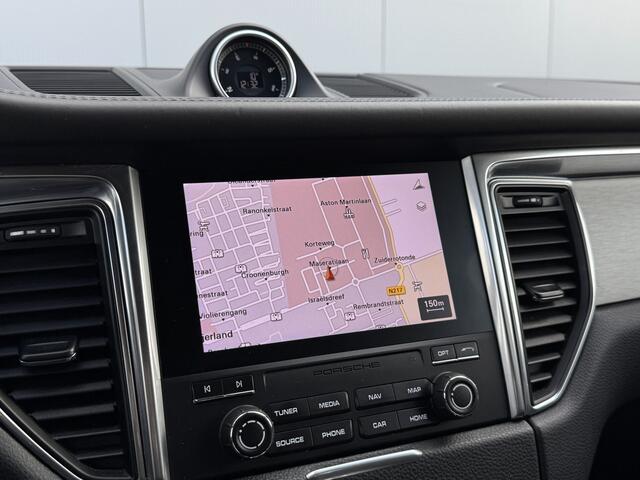 Porsche MACAN 3.0 GTS Automaat Navigatie/Camera/20inch.