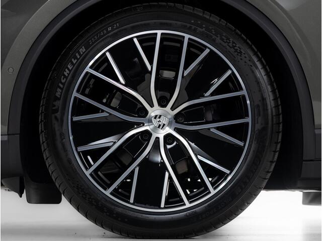 Porsche MACAN 100 kWh