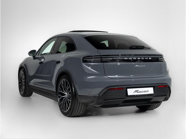 Porsche MACAN 4