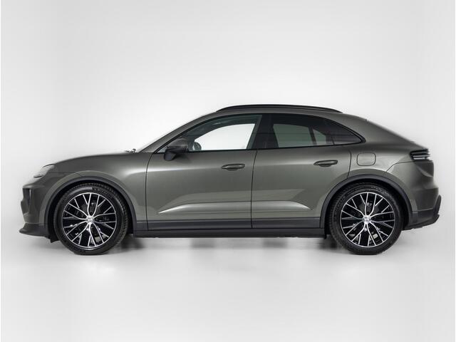 Porsche MACAN 4