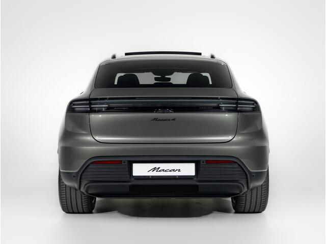 Porsche MACAN 4