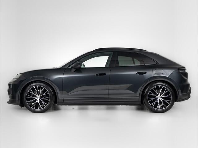 Porsche MACAN 4