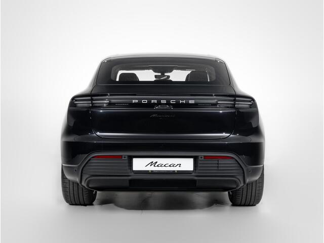 Porsche MACAN 4