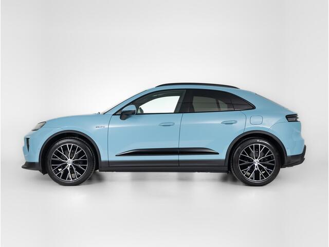 Porsche MACAN 4