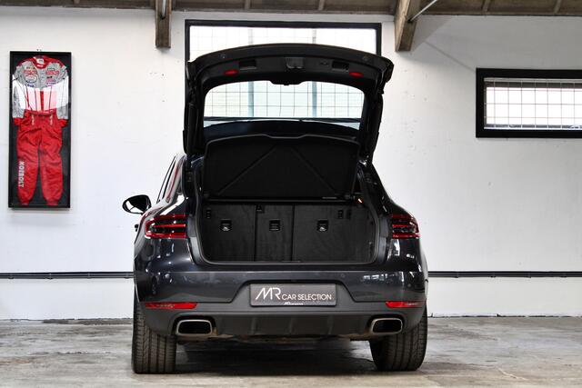 Porsche MACAN 2.0 | Panoramadak | Luchtvering | 21 inch multispaaks | Memory | Onderhoudshistorie |
