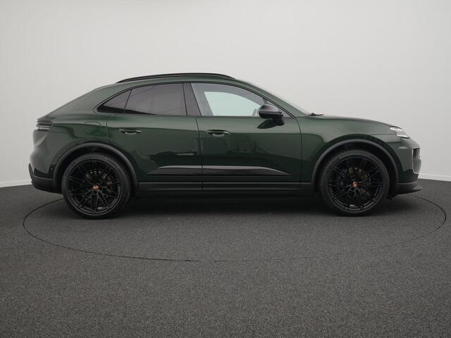Porsche MACAN 4