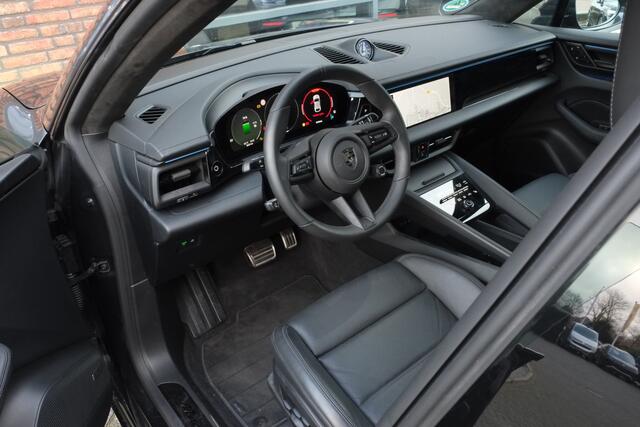 Porsche MACAN Turbo 100 kWh Panoramadak, ACC, 360° Camera