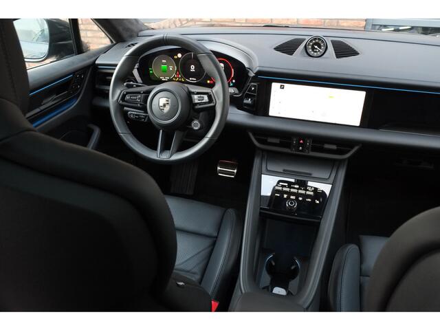 Porsche MACAN Turbo 100 kWh Panoramadak, ACC, 360° Camera