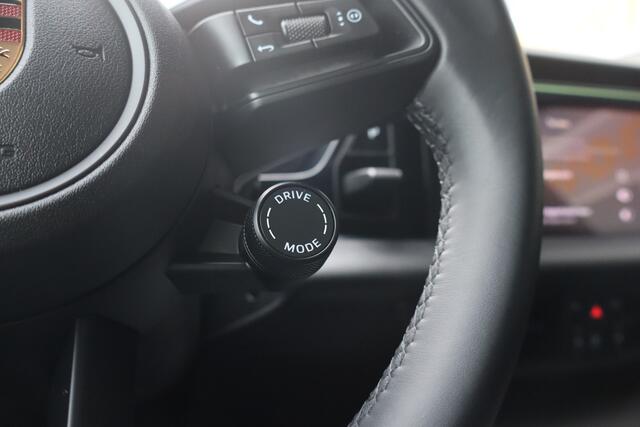 Porsche MACAN 4 100 kWh Sport Chrono I Elek.Stuur I 22' LM-velgen