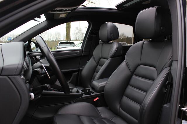 Porsche MACAN 2.0 / Panoramadak / Camera / Luxe Leder / 21'' / Luchtvering / Keyless / Bose / Matrix LED / Stoelventilatie+Verwarming / Stuurverwarming / Dodehoek / DAB / ACC