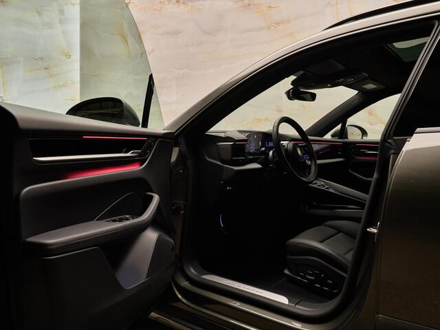 Porsche MACAN 4, 22", Offroad Design, pano, bijrijdersdisplay, luchtv., Bose, ACC, surround view, privacy