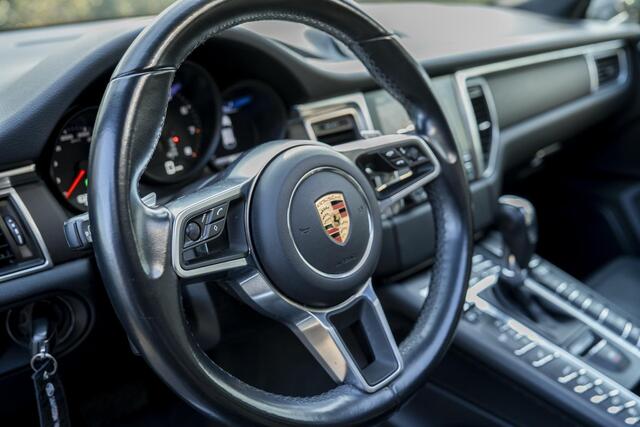 Porsche MACAN 2.0 | Panorama | Bose | Memory | Leder