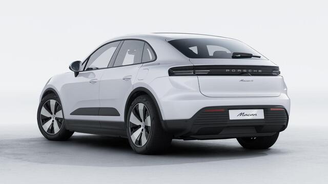 Porsche MACAN 4