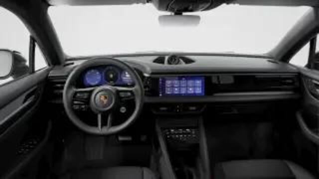 Porsche MACAN 4