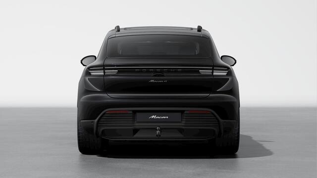 Porsche MACAN 4