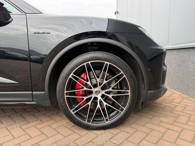 Porsche MACAN Turbo 100 kWh PANO | TREKHAAK | 360
