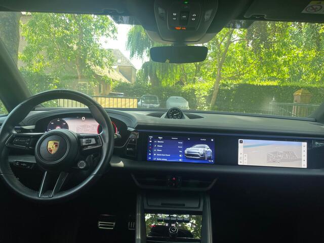 Porsche MACAN 4 100 kWh Panorama Luchtvering Matrix Passenger Display