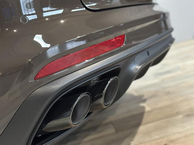 Porsche PANAMERA Sport Turismo 2.9 4 E-Hybrid Platinum Edition 9000 KM | NL Auto | Sport Chrono | LED PDLS+ | Panorama | Luchtvering | 360 Camera | Bose | Adaptive cruise | Apple Carplay | Stuurwiel verwarmd | Isofix |