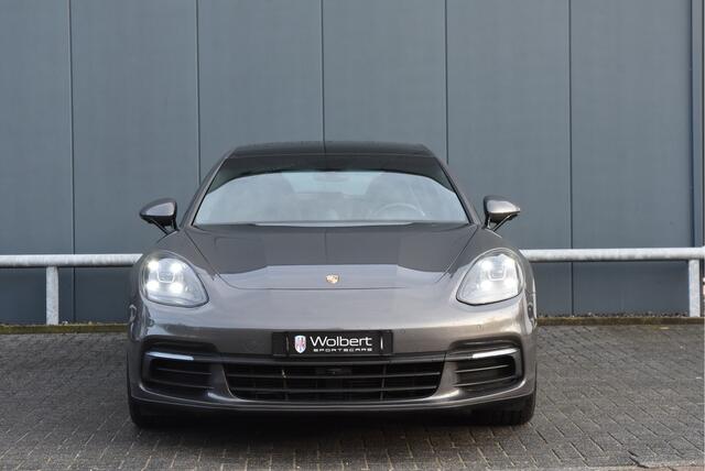 Porsche PANAMERA Sport Turismo 3.0 4