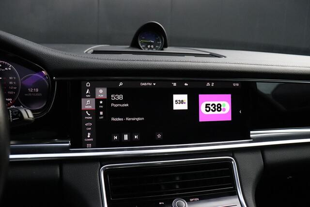 Porsche PANAMERA Sport Turismo 2.9 4 E-Hybrid Platinum Edition | BOSE | PANO-DAK | LUCHTVERING | LEDER | SOFT-CLOSE | MEMORY | STOELVERW. | CAMERA | CRUISE | NAVI |