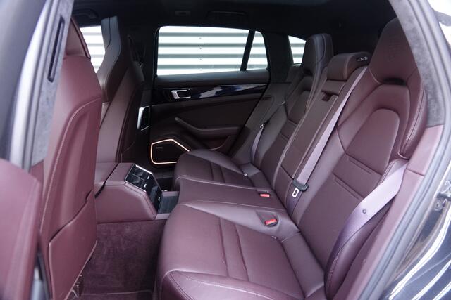 Porsche PANAMERA Sport Turismo 2.9 4 E-Hybrid Sport Chrono | Pano | Alcantara | Achterasbesturing | Ventilatie | BTW |