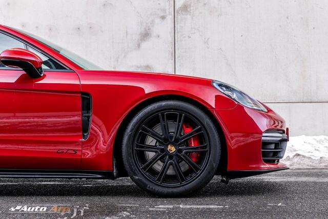 Porsche PANAMERA Sport Turismo 4.0 GTS