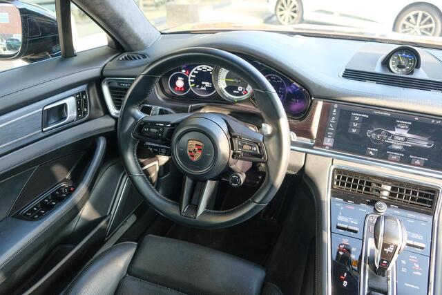 Porsche PANAMERA Sport Turismo 4.0 V8 Turbo S 700pk E-Hybrid Panoramadak Keramisch Luchtvering 4-wielsturing NLauto 1e eigenaar!