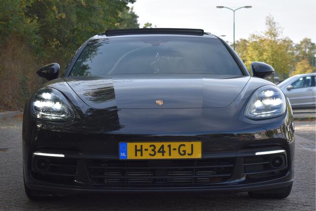 Porsche PANAMERA 4 Sport Turismo 3.0 | 400 pk | Open dak | Camera | Keyless | Luchtvering | Bose | Full LED | 21"
