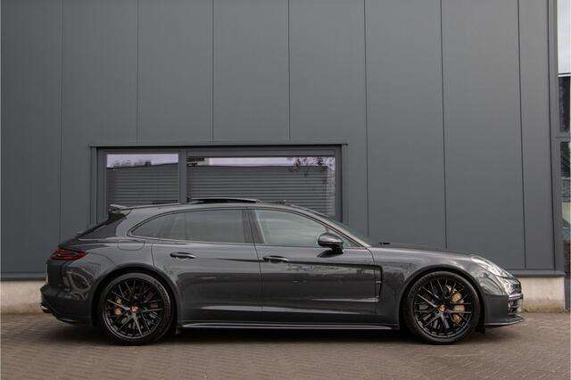 Porsche PANAMERA Sport Turismo 4.0 Turbo S V8 E-Hybrid 680PK | Keramische | ACC | Luchtvering | Carbon | Bose | Softclose | Alcantara Hemel |Keyless Entry | PDLS | Pano | Camera | Stuurverwarming | Stoelverwarming | Lane Assist | N.P ¤227.494,- | Dealer O.H
