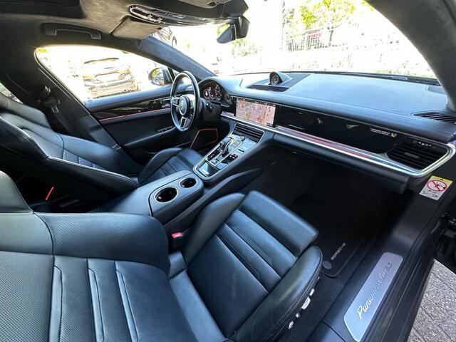 Porsche PANAMERA 4.0 TURBO Executive Navi Leer Panorama Camera Cruise Trekhaak