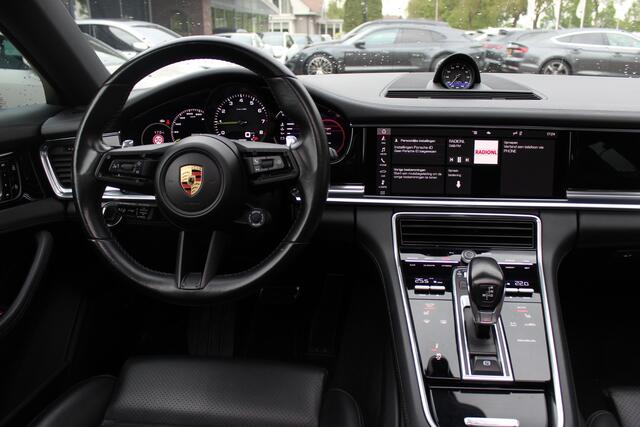 Porsche PANAMERA Sport Turismo 2.9 4 E-Hybrid Platinum Edition / Panoramadak / 360Camera / Sportdesign+Chrono / Luxe Leder / Luchtvering / Keyless / Bose / 21'' / Stoelverwarming4x / Dodehoek / DAB / Cruise Control Adaptief