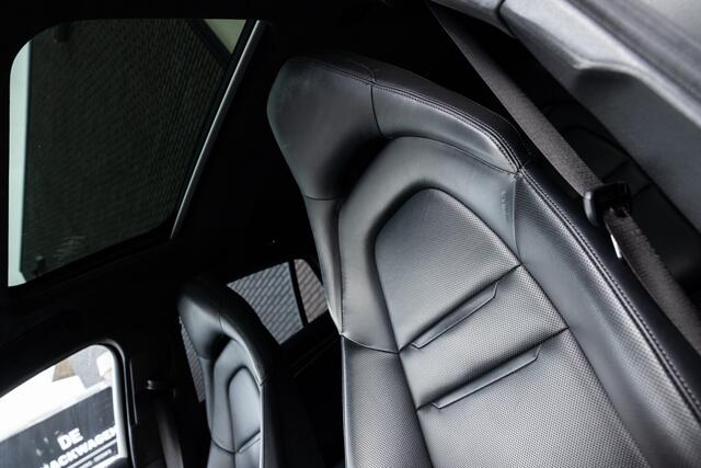 Porsche PANAMERA Sport Turismo 4.0 Turbo | 4WD | Softclose | Pano