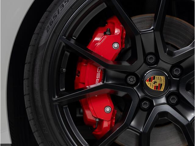 Porsche Taycan GTS