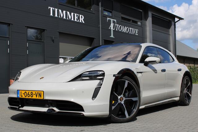 Porsche Taycan Cross Turismo Turbo S - Dealer Onderhouden - Nederlandse auto 626 PK Carbon details - Bumpers in Kleur - Adaptive cruise - Panoramadak -- Headup 21 Inch - Bijrijdersscherm - Burmester geluidsysteem - Stoelkoeling