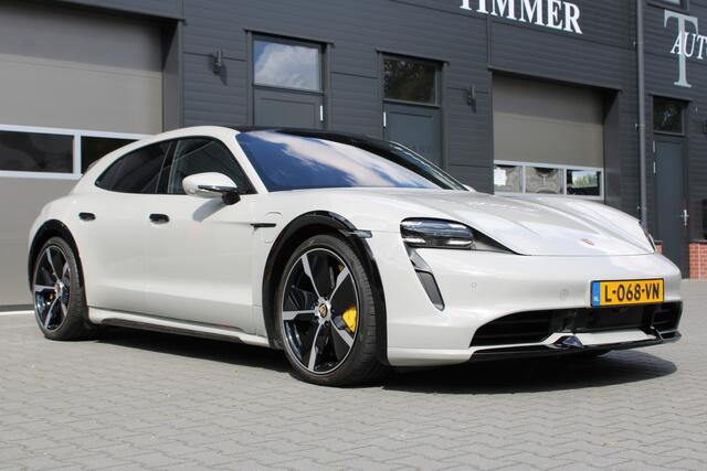 Porsche Taycan Cross Turismo Turbo S - Dealer Onderhouden - Nederlandse auto 626 PK Carbon details - Bumpers in Kleur - Adaptive cruise - Panoramadak -- Headup 21 Inch - Bijrijdersscherm - Burmester geluidsysteem - Stoelkoeling