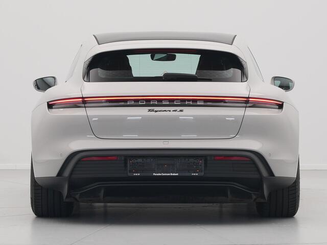 Porsche Taycan Sport Turismo 4S 79 kWh Panoramadak, Sport Chrono pakket, Bose,
