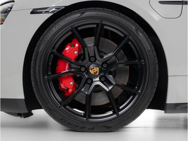 Porsche Taycan GTS