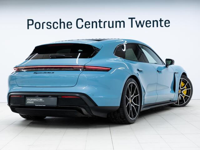 Porsche Taycan Turbo S Sport Turismo
