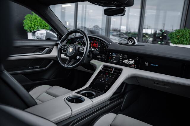 Porsche Taycan Sport Turismo 4S 89 kWh - Sport Chrono | Panorama | Bose | Stoelkoeling | Memory