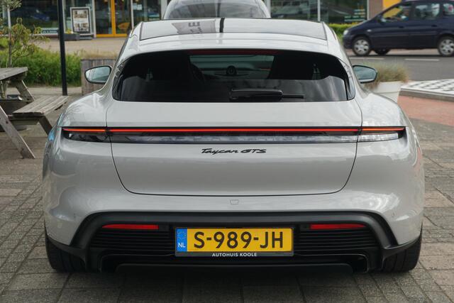 Porsche Taycan Sport Turismo GTS 93 kWh
