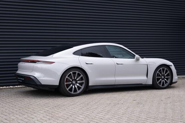Porsche Taycan 4S Performance 84 kWh / Panoramadak / Sport Chrono / BTW Auto / Vol!