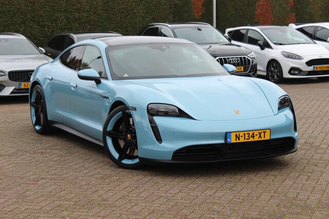 Porsche Taycan Performance 84 kWh / SoH 95.8% / 1Eign. / Panoramadak / 360Camera / Passenger Display / Head-up / Luchtvering / Sportchrono