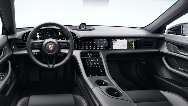 Porsche Taycan 4S Cross Turismo